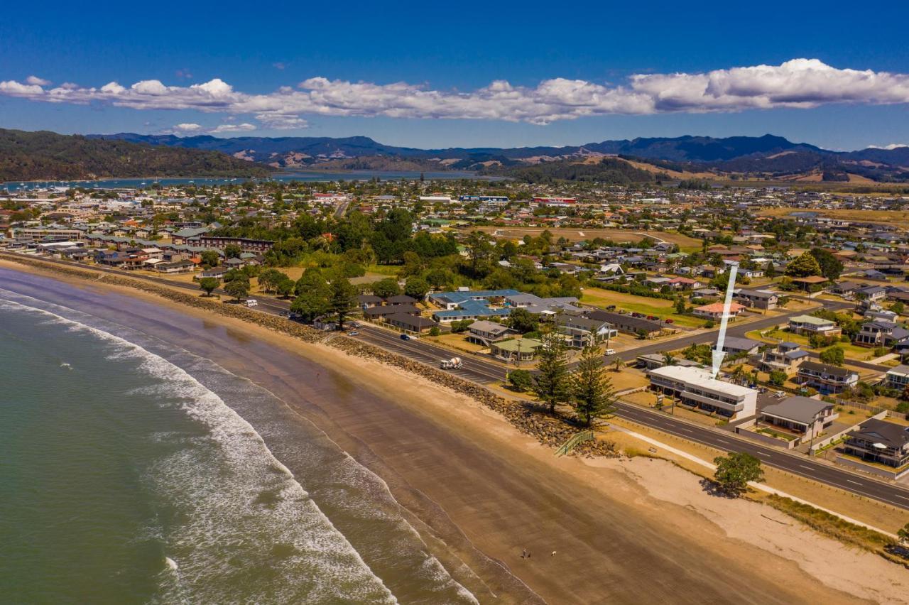 The Oceanside Motel Whitianga Buitenkant foto