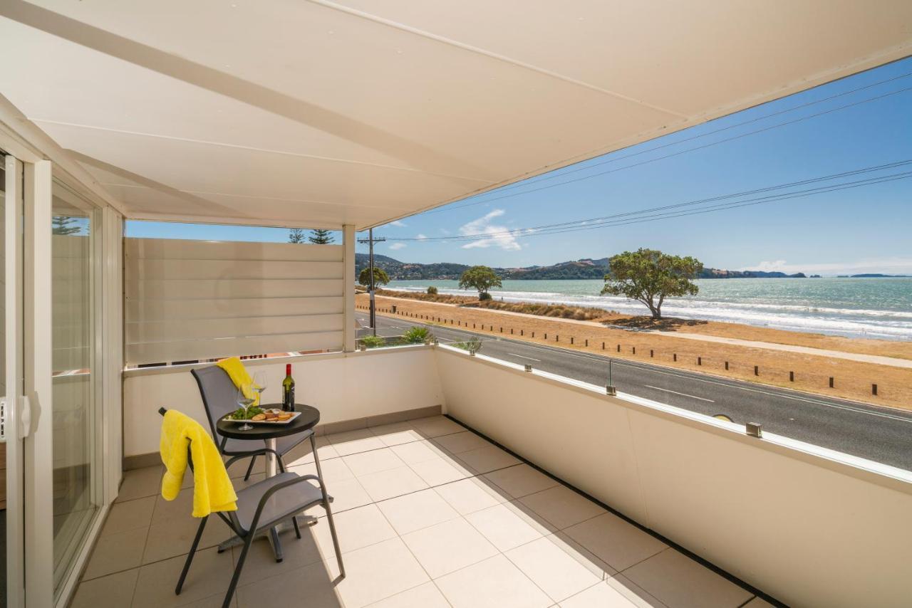 The Oceanside Motel Whitianga Buitenkant foto